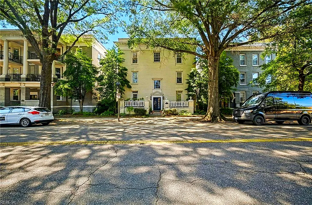 1015 Colonial AVE #4, NORFOLK VA 23507