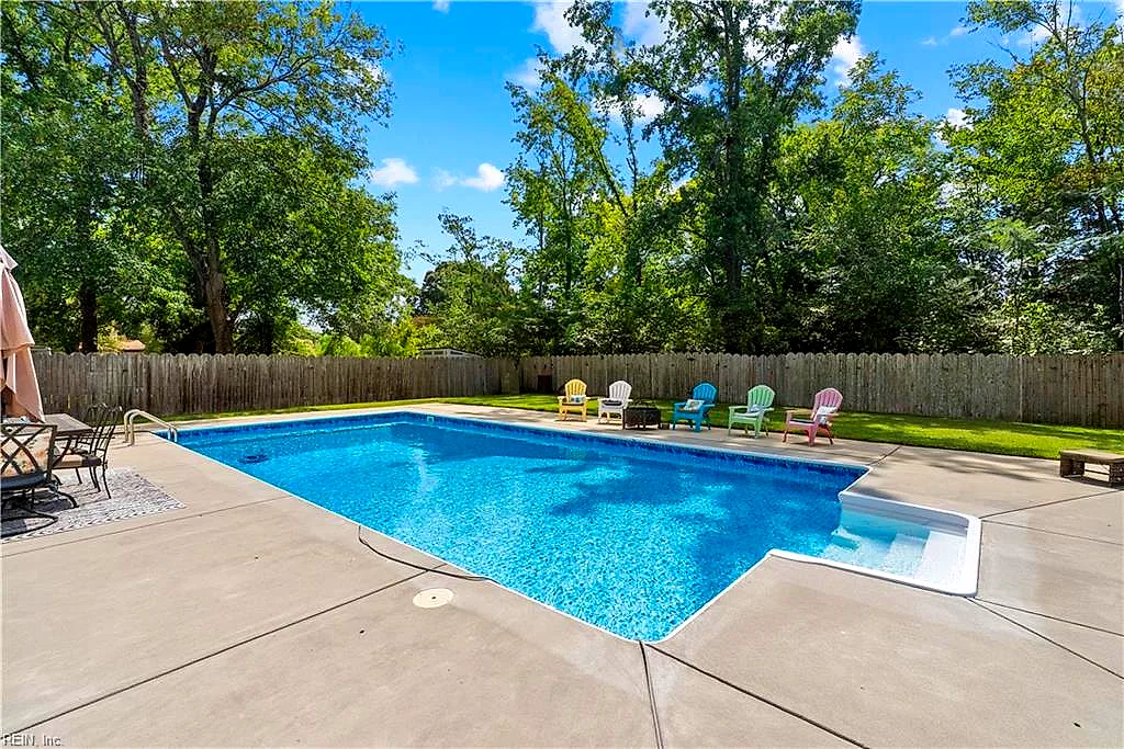 3737 Silina Dr, Virginia Beach — photo