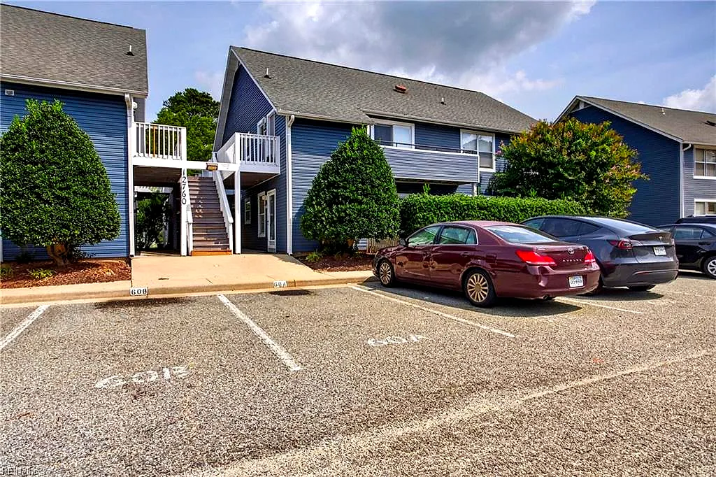 12760 St. James PL #F, NEWPORT NEWS VA 23608