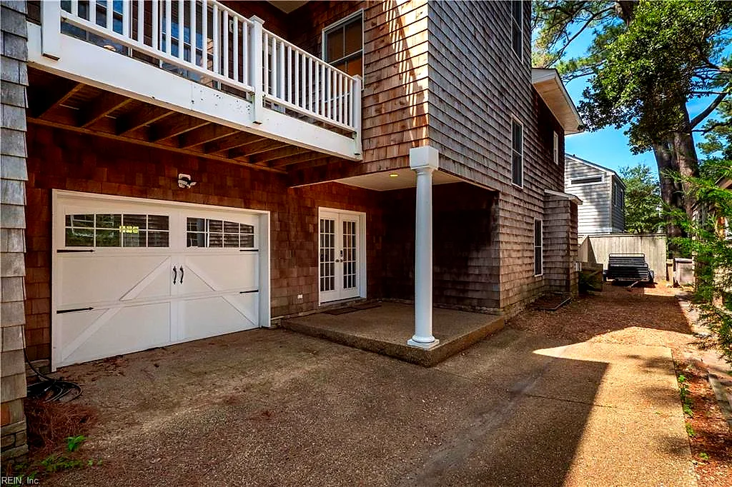 215 83rd St #B, Virginia Beach — photo