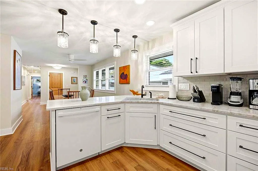 112 72nd St, Virginia Beach — photo