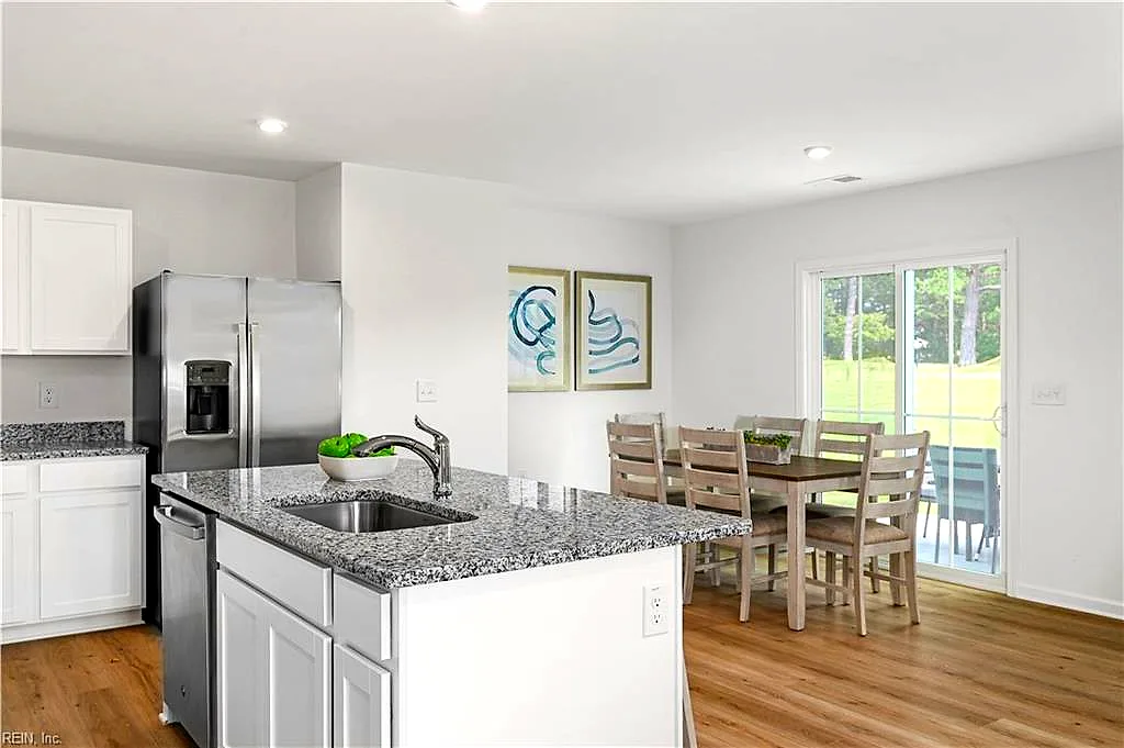 613 Hopi Ct, Portsmouth — photo