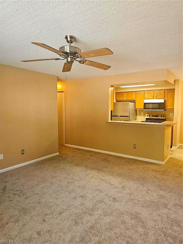 315 Gainsborough Sq, Chesapeake — photo