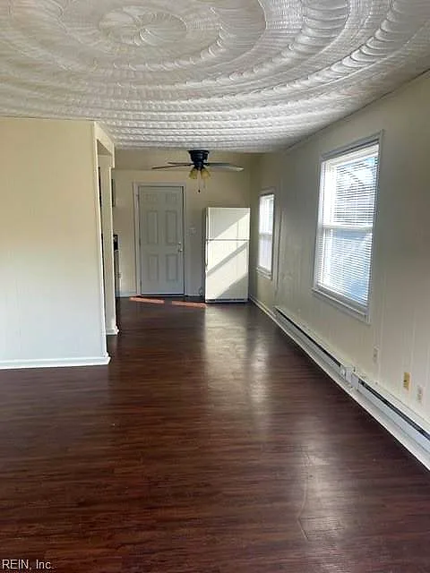 362 Ridgewell Ave #A, Norfolk — photo