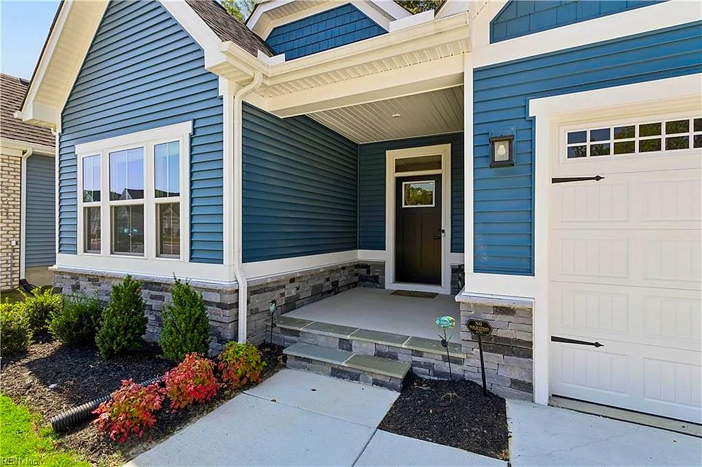 2205 Mainsail Dr, Carrollton — photo