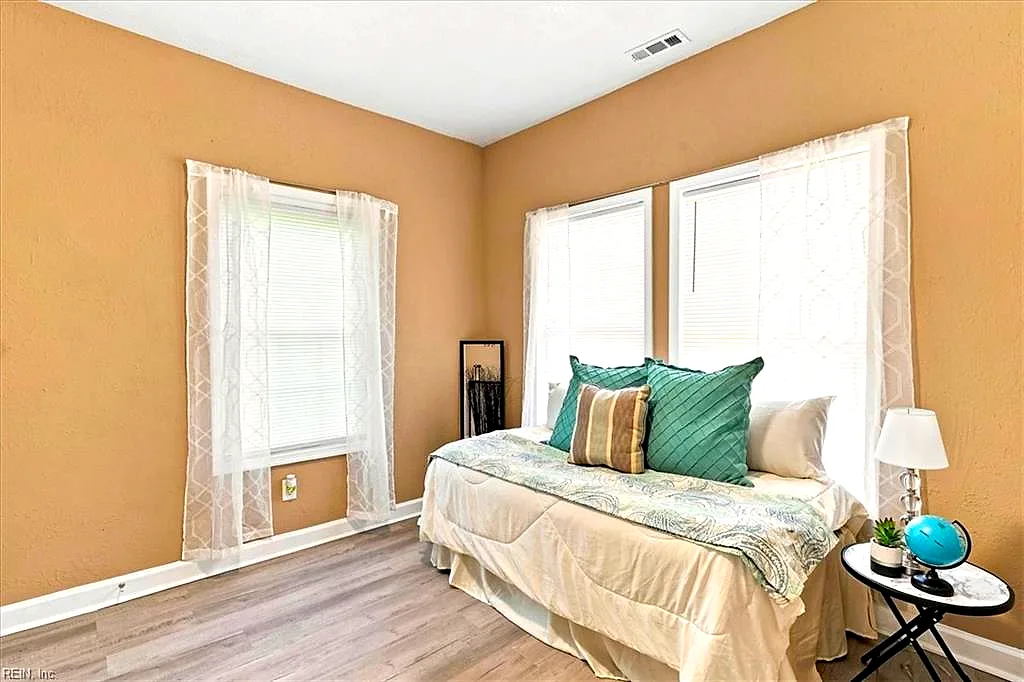 1027 31st St, Newport News — photo
