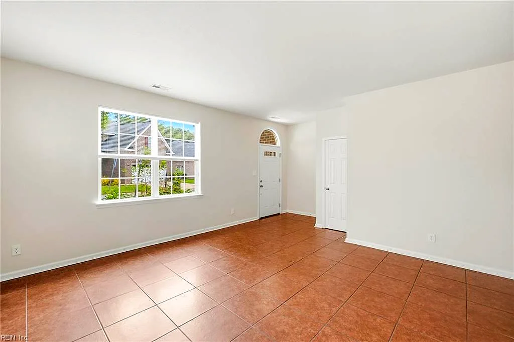 130 Lighthouse Dr #98, Portsmouth — photo