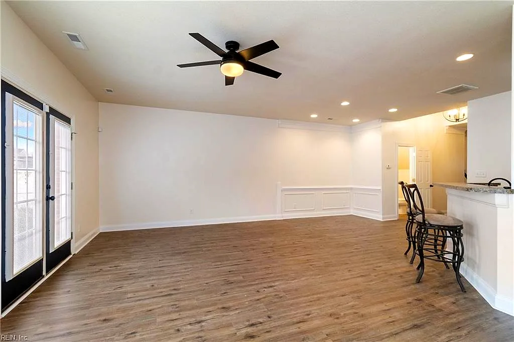 112 Mount Vernon Ct, Smithfield — photo