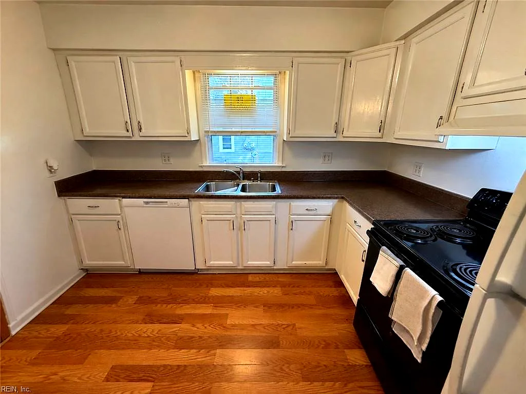 2728 Jason Ave, Norfolk — photo