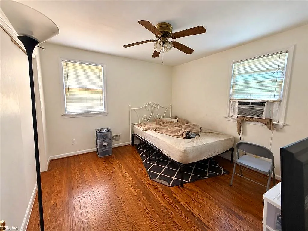 717 Cambridge Ave, Portsmouth — photo