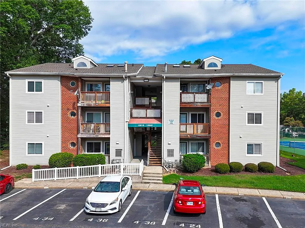 12632 Daybreak CIR, NEWPORT NEWS VA 23602