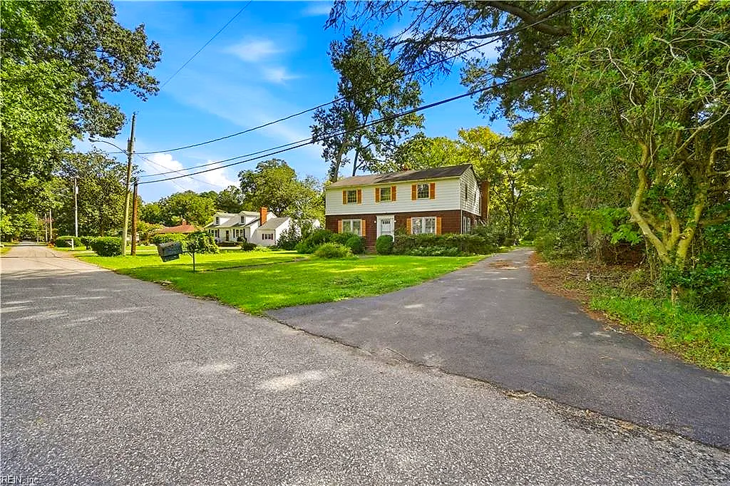 6009 Old Phillips Rd, Norfolk — photo