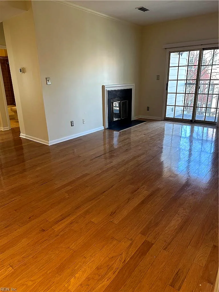 300 Yarmouth St #327, Norfolk — photo
