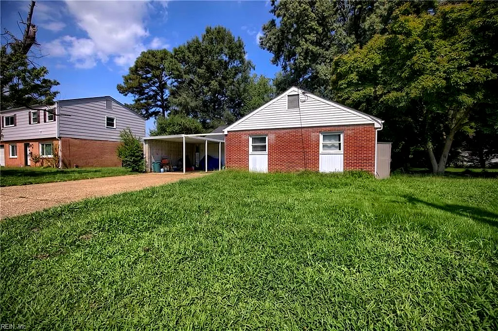 527 Stockton ST, HAMPTON VA 23669