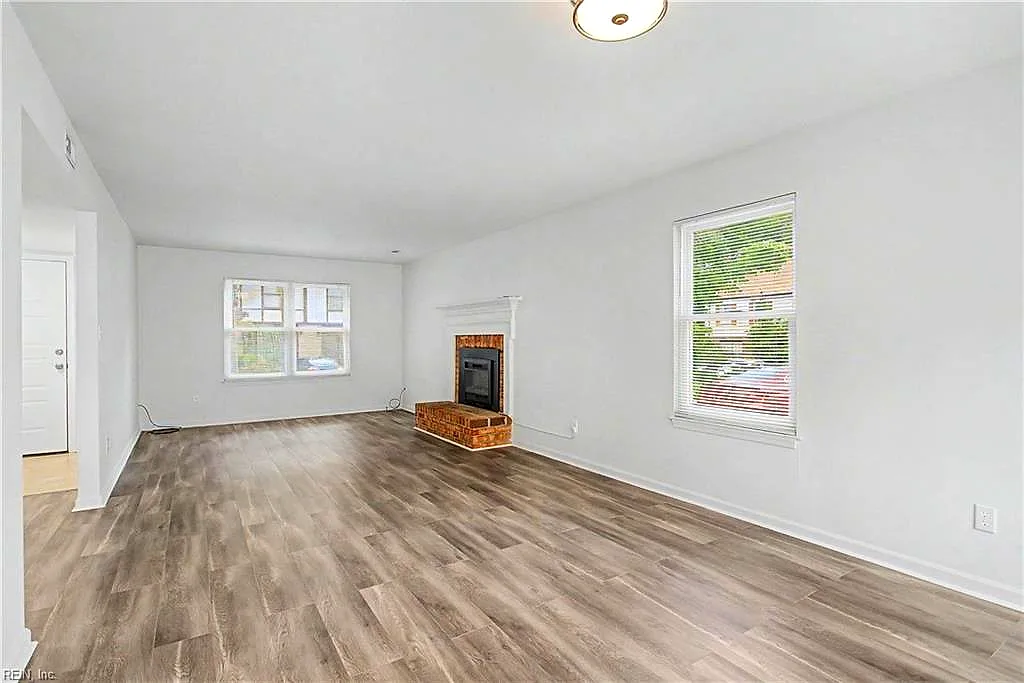 285 Merrimac Trl #5, Williamsburg — photo