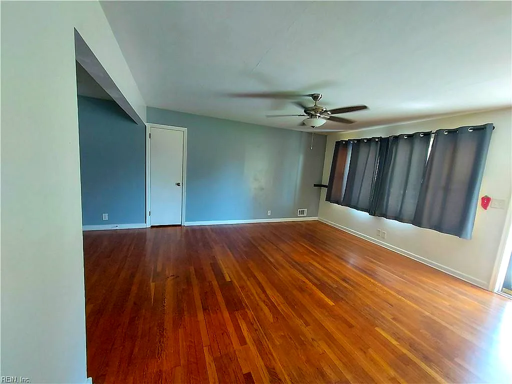 5456 Shadowwood Dr, Virginia Beach — photo