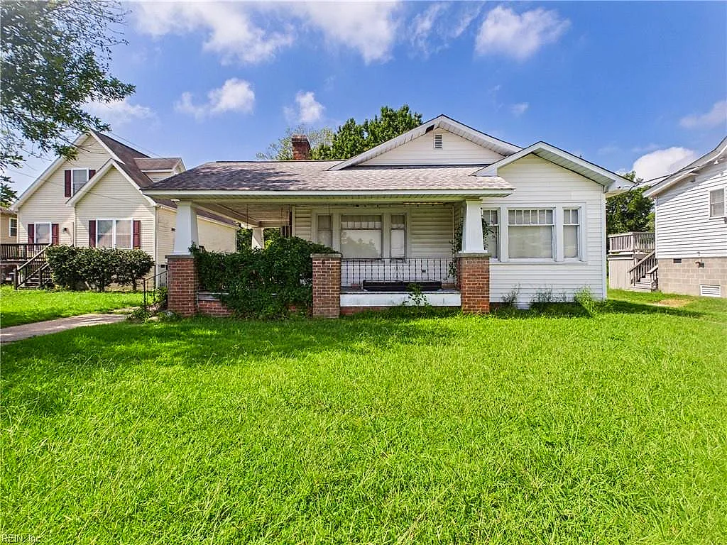 1228 Poquoson AVE, POQUOSON VA 23662