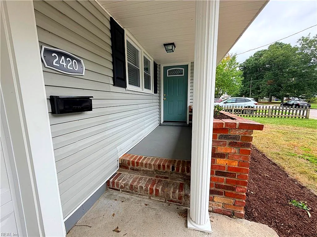 2420 Juniper St, Norfolk — photo