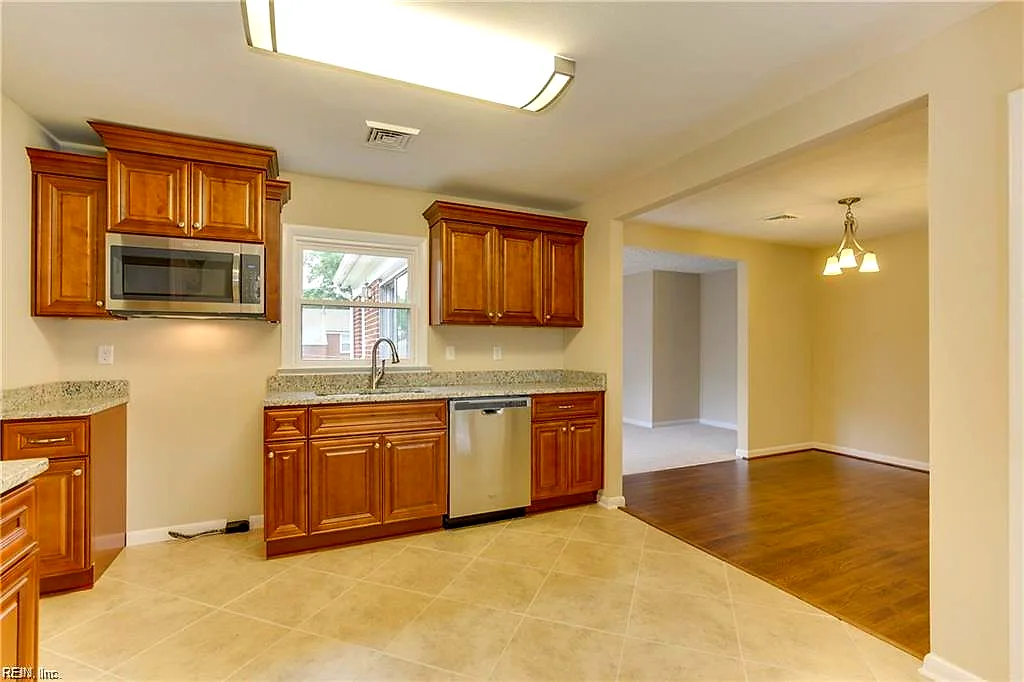 925 South Ave, Newport News — photo