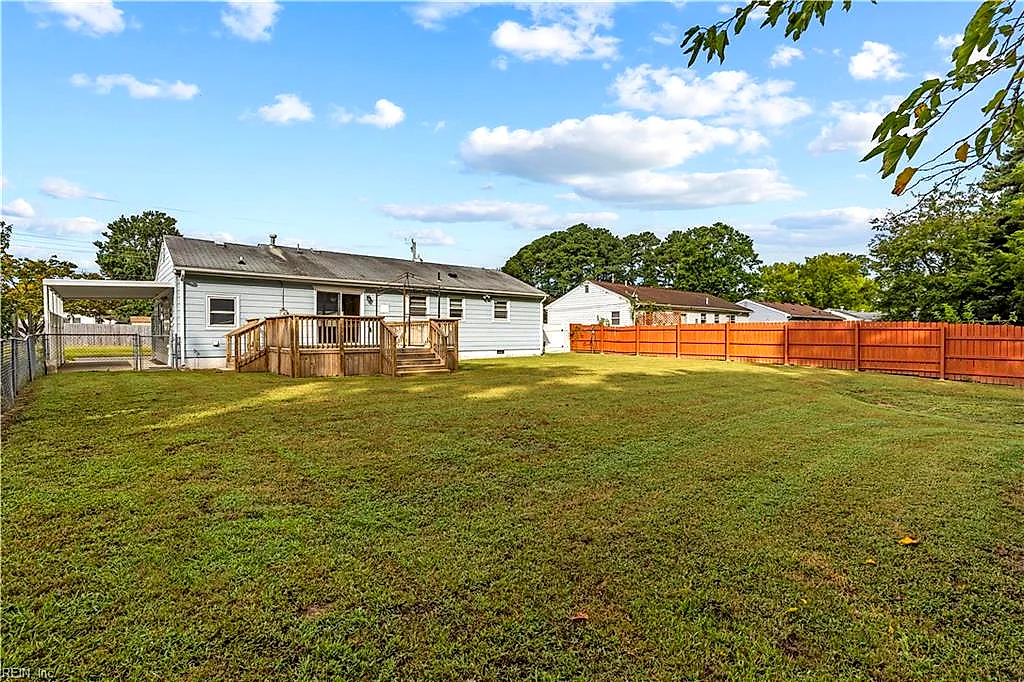 8208 Driftwood Dr, Norfolk — photo