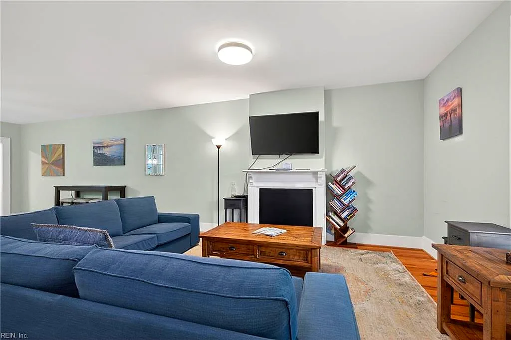 521 Monroe Ave, Cape Charles — photo