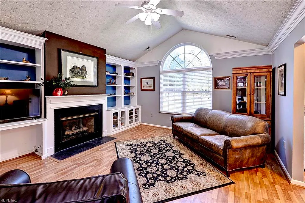 4229 Birdella Dr, Williamsburg — photo