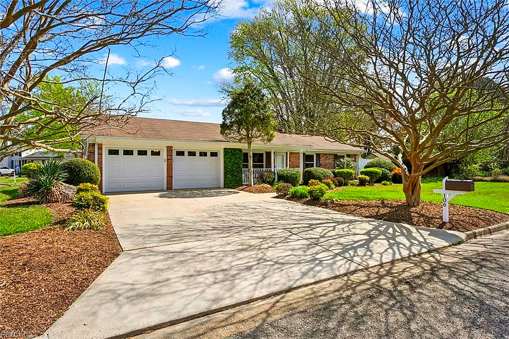 106 Captains Ln, Newport News — photo