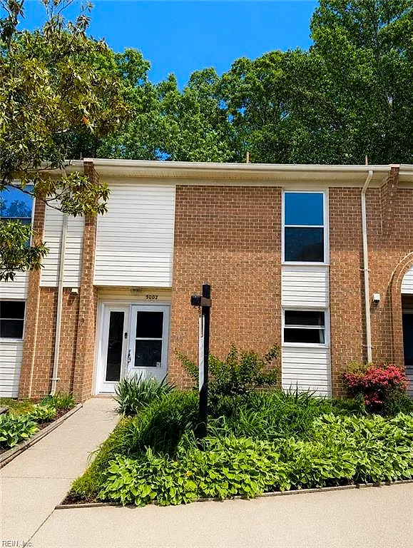 5002 Amboy CT, VIRGINIA BEACH VA 23462