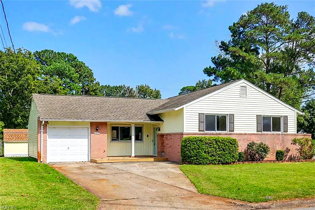 125 Pennwood DR, HAMPTON VA 23666