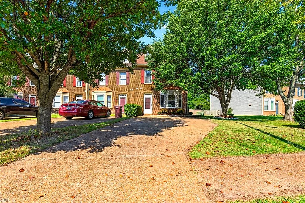 1115 Killington Arch, Chesapeake — photo
