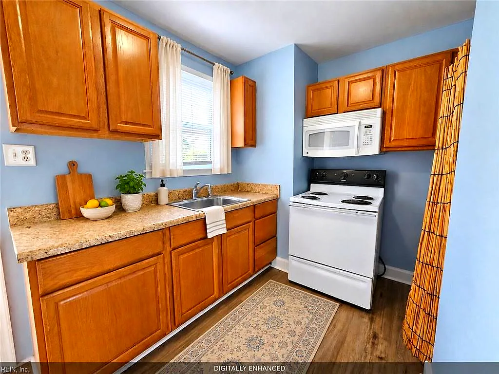 1855 Ocean View Ave #3, Norfolk — photo