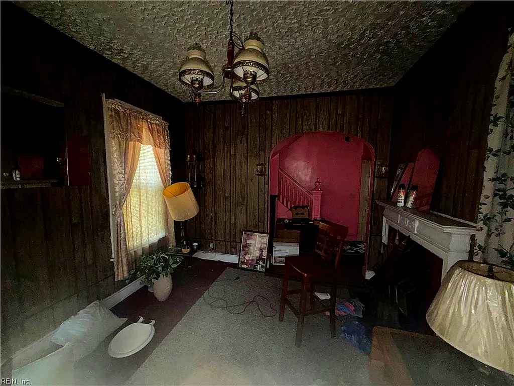 400 W 27th St, Norfolk — photo