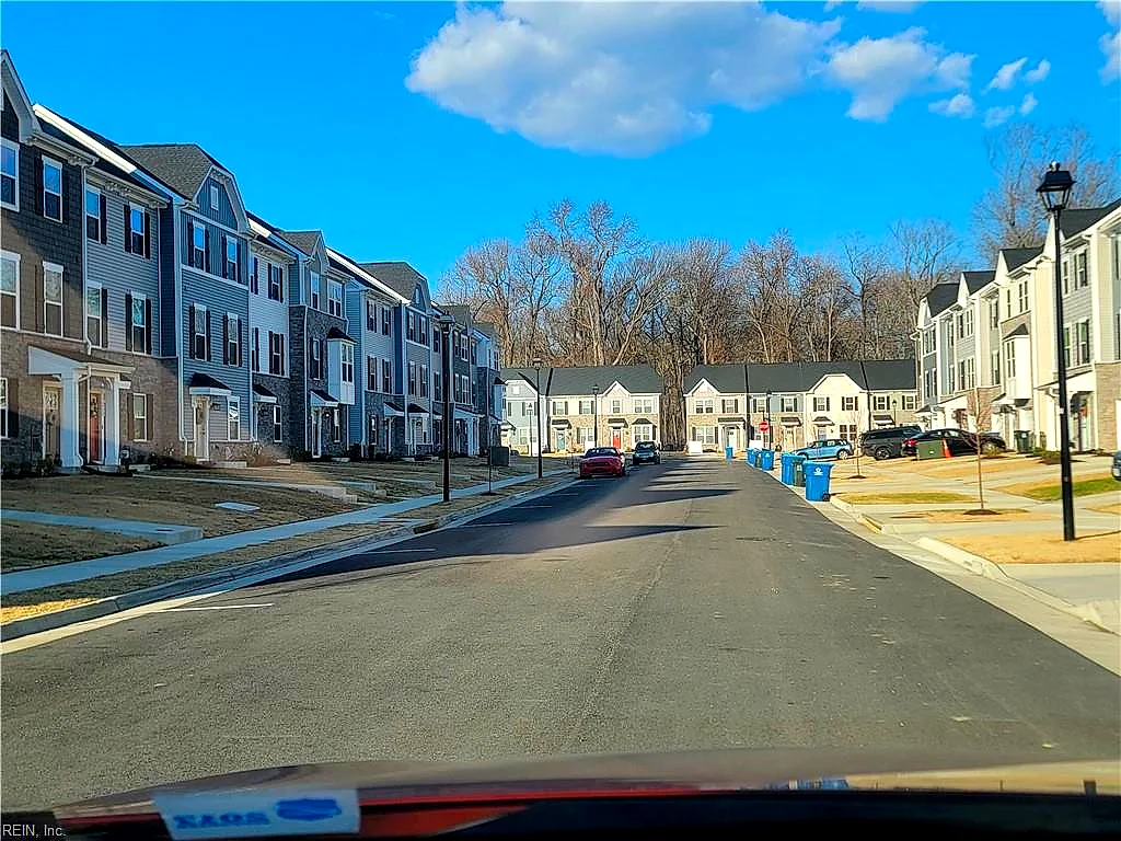 129 Pocosin Path, Poquoson — photo