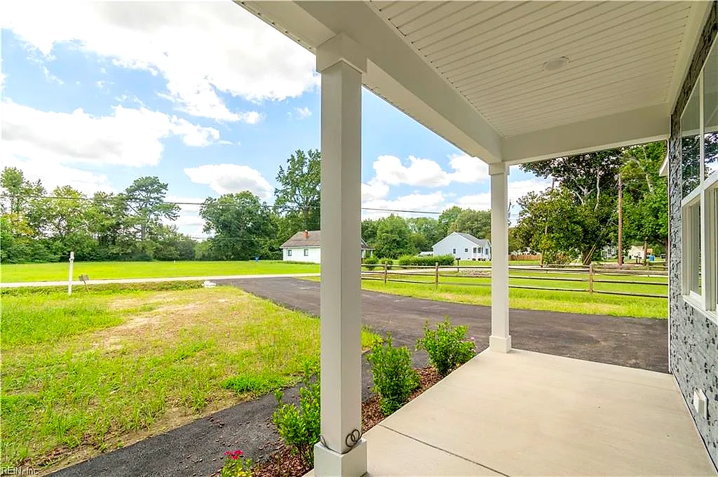 1453 Whittamore Rd, Chesapeake — photo