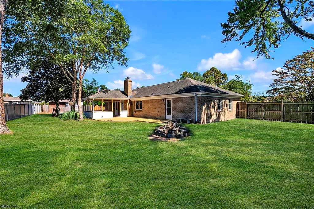 1104 Bellview Ct, Virginia Beach — photo