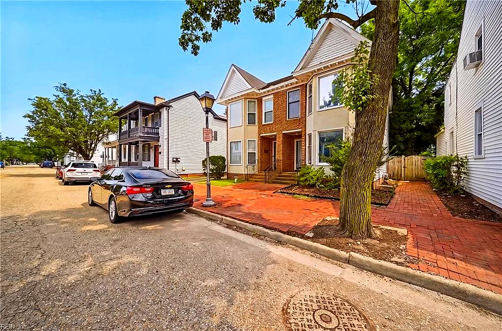 709 South St, Portsmouth — photo
