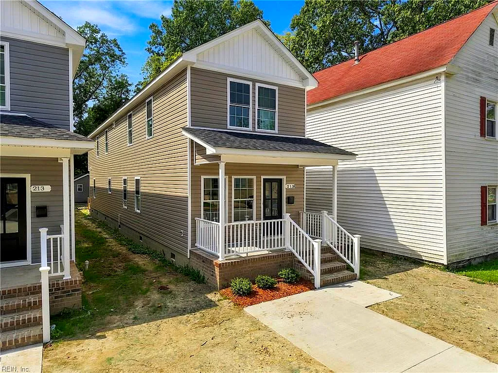 213 Claremont Ave #A, Hampton — photo