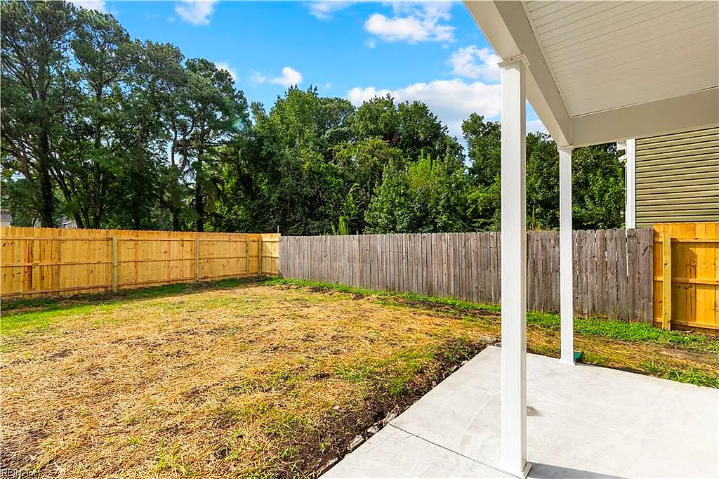 4327 Taylor Rd, Chesapeake — photo