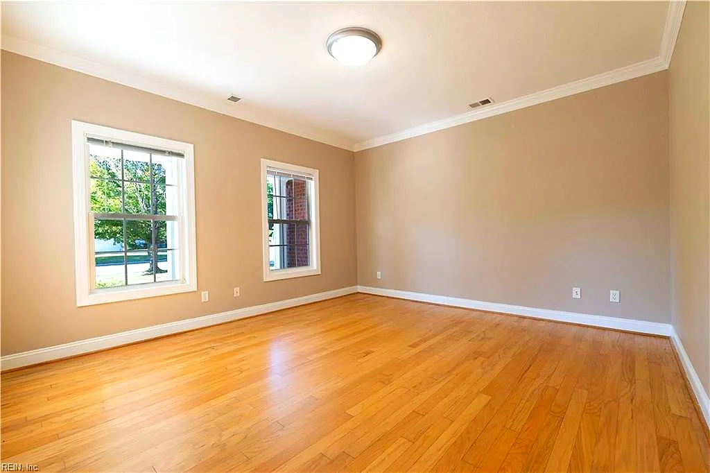 1017 Stratem Ct, Virginia Beach — photo