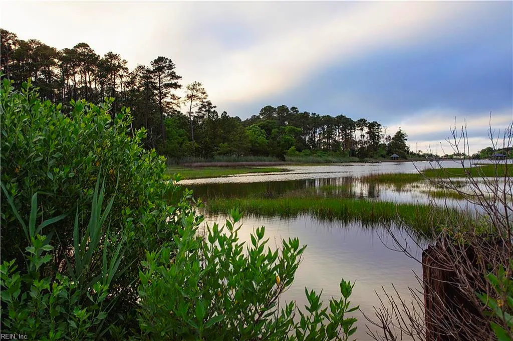 49 Bells Island DR, HAMPTON VA 23664