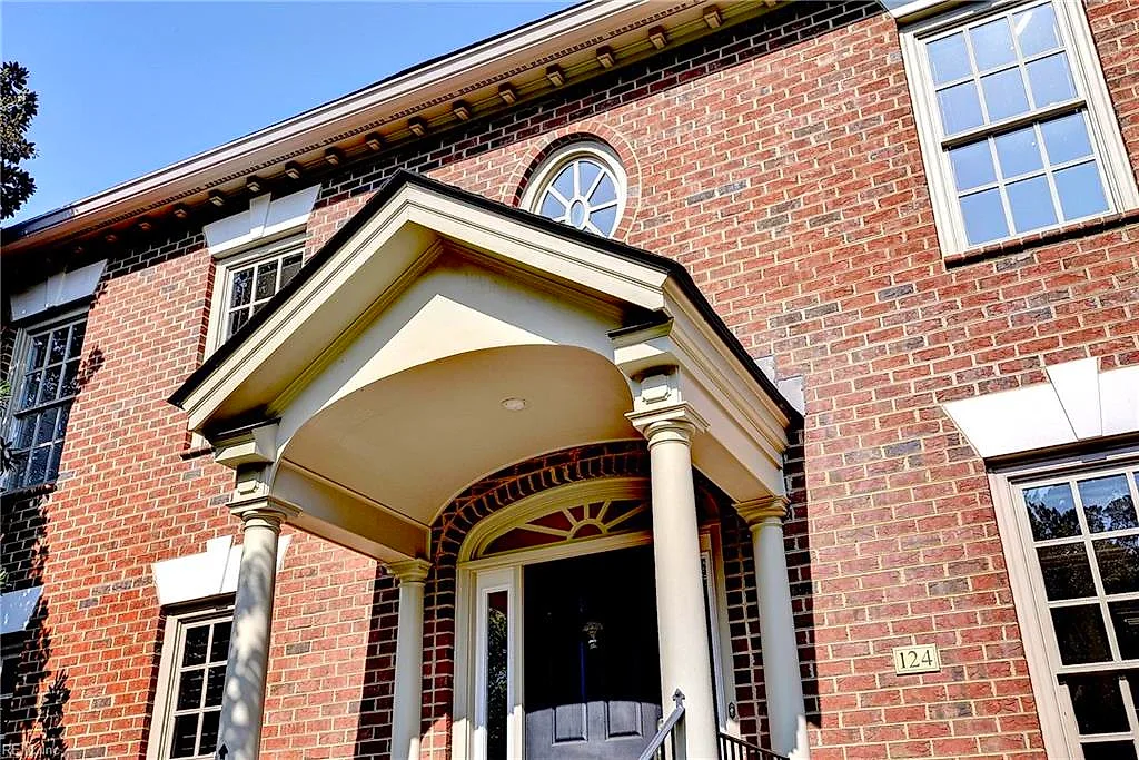 124 Richmond Hill Ct, Williamsburg — photo
