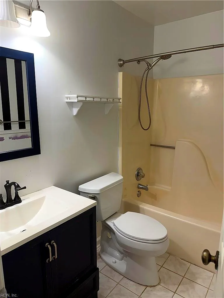 2220 Cinnabar Ct, Virginia Beach — photo