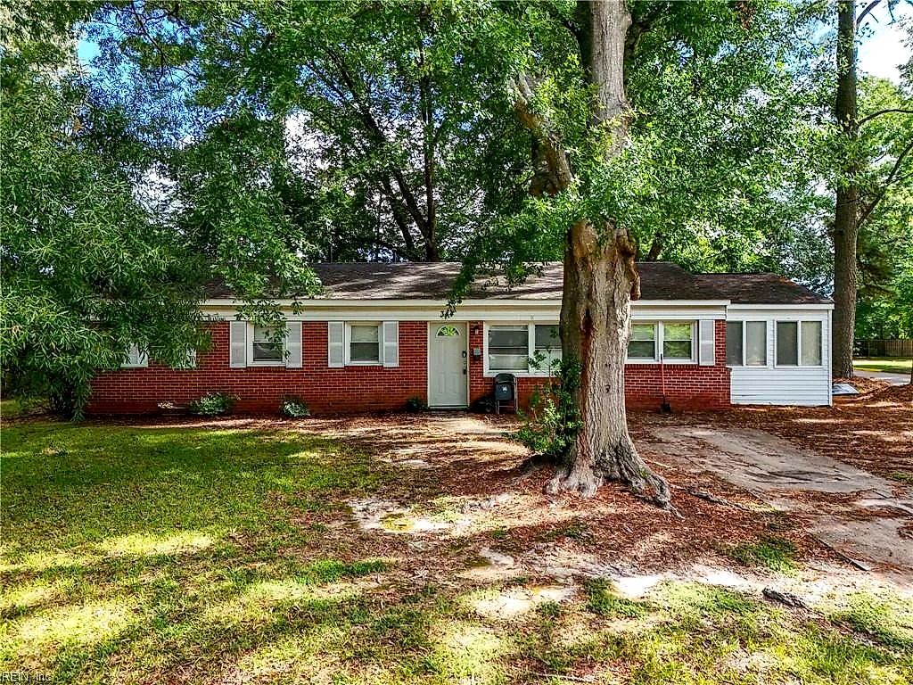 344 Hospital DR, VIRGINIA BEACH VA 23452