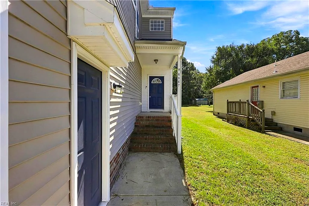 6667 Everets Rd, Suffolk — photo