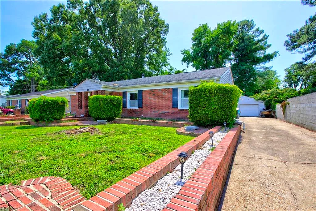 713 Pelham DR, HAMPTON VA 23669