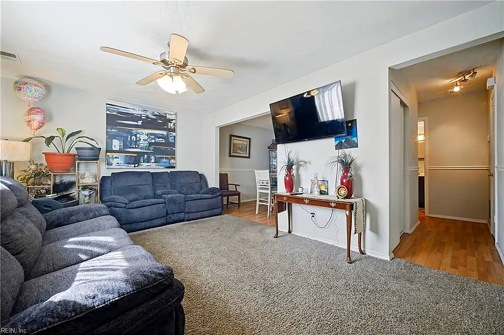 902 Cherokee Rd, Portsmouth — photo