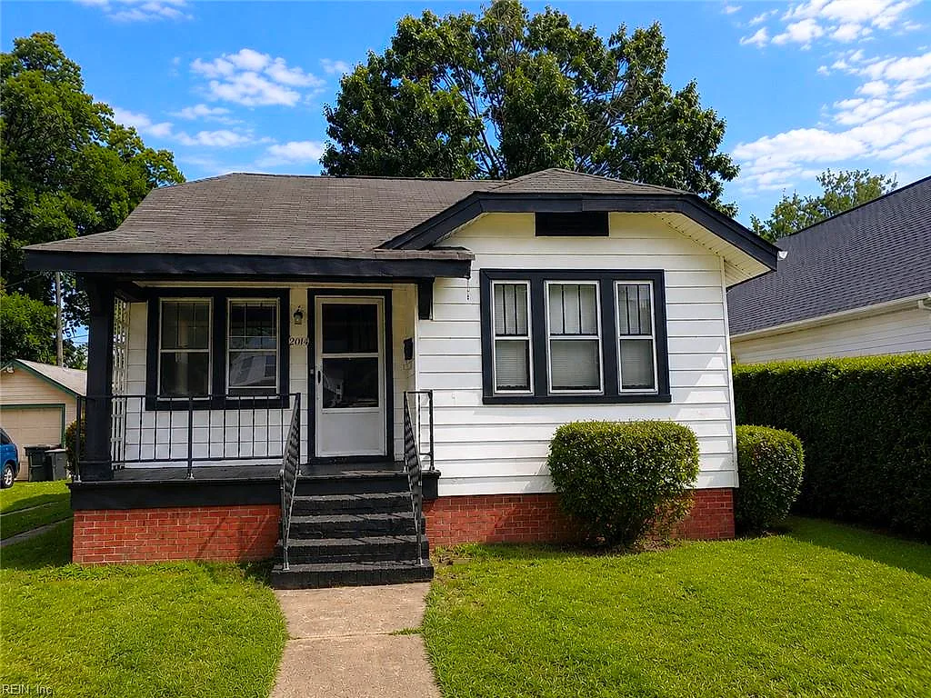 2014 Victoria Blvd, Hampton — photo