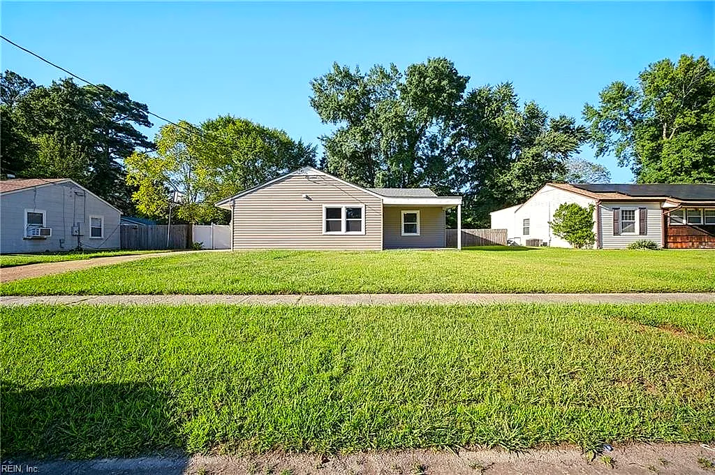 2426 Livesay Rd, Chesapeake — photo