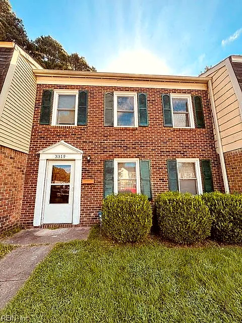 3319 Clover Hill Drive DR, PORTSMOUTH VA 23703
