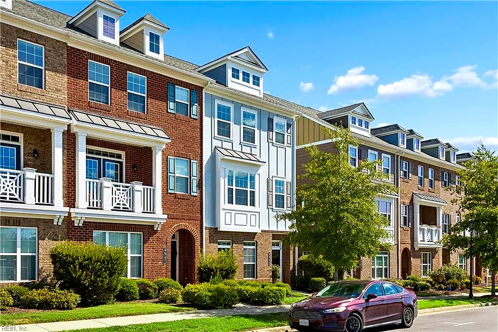 4945 Settlers Market Blvd, Williamsburg — photo